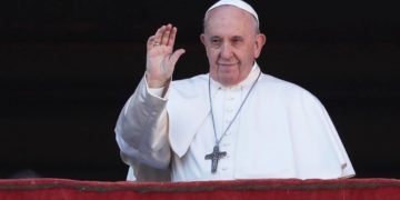Francisco: “Recemos por quienes ven venir el hambre a causa del coronavirus”