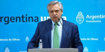 Alberto Fernández anunció que la cuarentena obligatoria comienza esta medianoche y se extenderá hasta el 31 de marzo inclusive