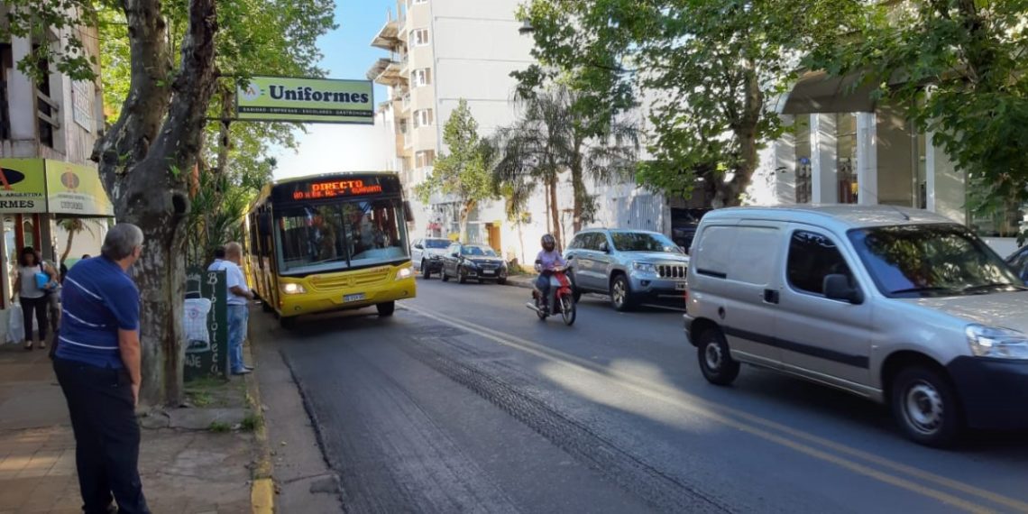 Con total normalidad comenzó a funcionar el nuevo recorrido de los colectivos articulados