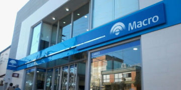 Los bancos no abrirán, pero garantizan provisión de dinero en los cajeros