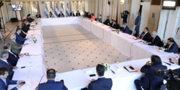 Alberto Fernández con gobernadores: “Estamos ante un default virtual”