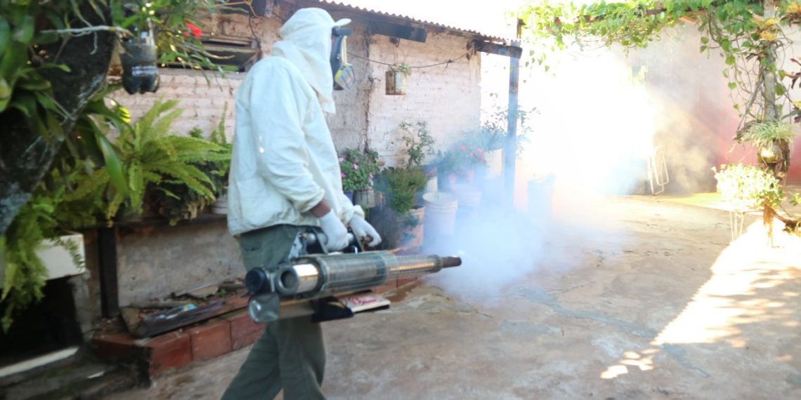 Posadas fortalece los operativos integrales en los barrios para controlar al dengue