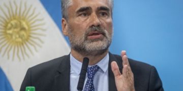 Alberto despidió a Vanoli tras mix de errores insostenibles