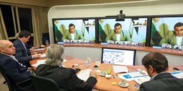 El Presidente le agradeció a Herrera Ahuad la gestión por las camas para Tecnópolis