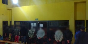 De fiesta en plena cuarentena: diez jóvenes  terminaron detenidos