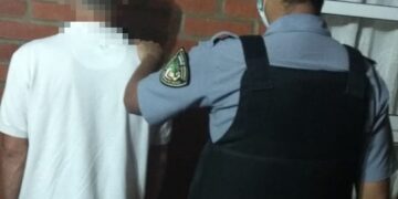 Tres hombres fueron detenidos por agredir y amenazar a sus parejas