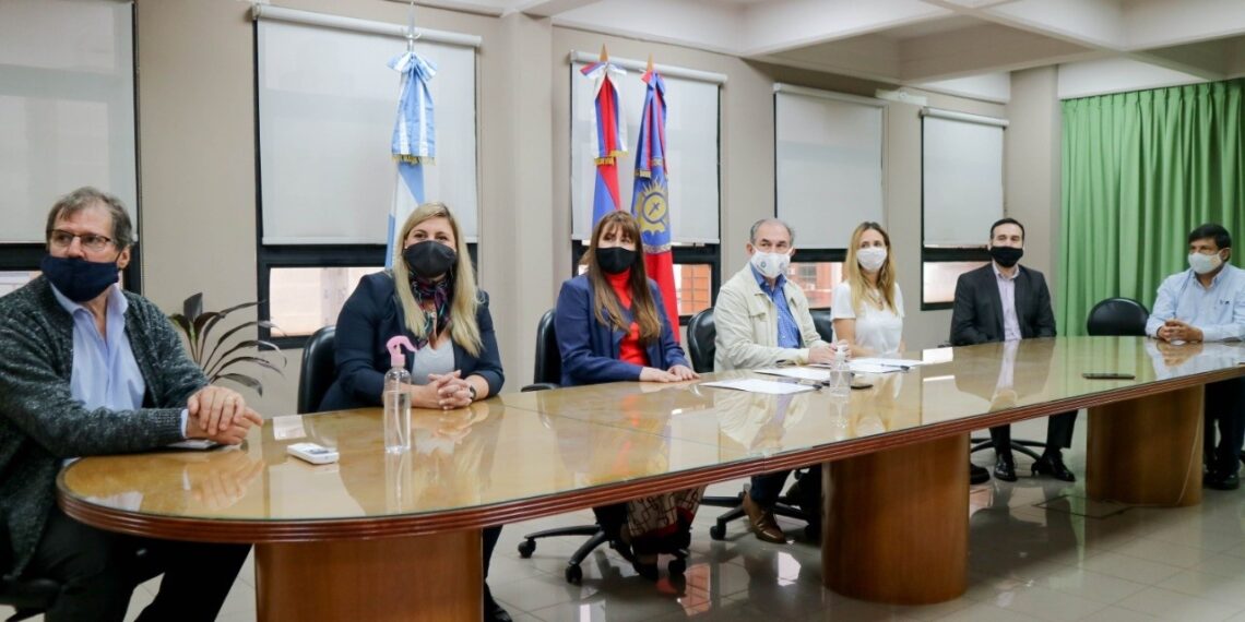 Firman convenio para la creación de la Comisión Municipal de Prevención y Erradicación del Trabajo Infantil