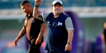Tras el escándalo, Maradona y Gimnasia llegaron a un acuerdo: por cuánto tiempo firmaría Diego el nuevo contrato