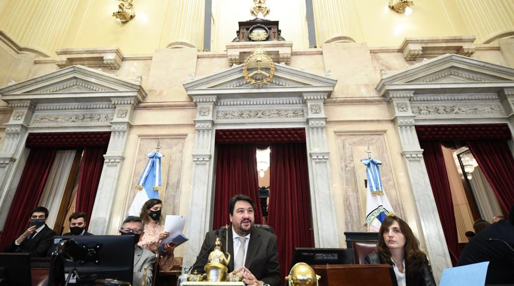 Closs: “El Gobierno anterior mostró muy mala praxis en la deuda externa”