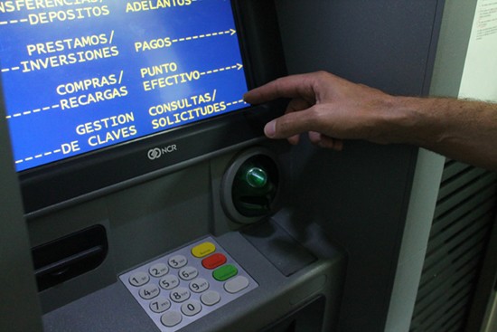 Misiones: este sábado cobran pasivos y el martes 30 los activos de la Provincia