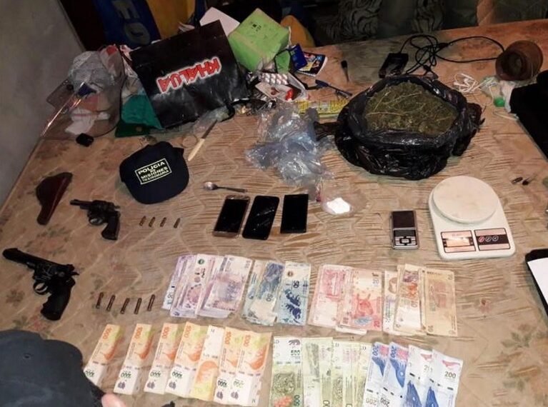 Desmantelan kiosco narco en barrio posadeño
