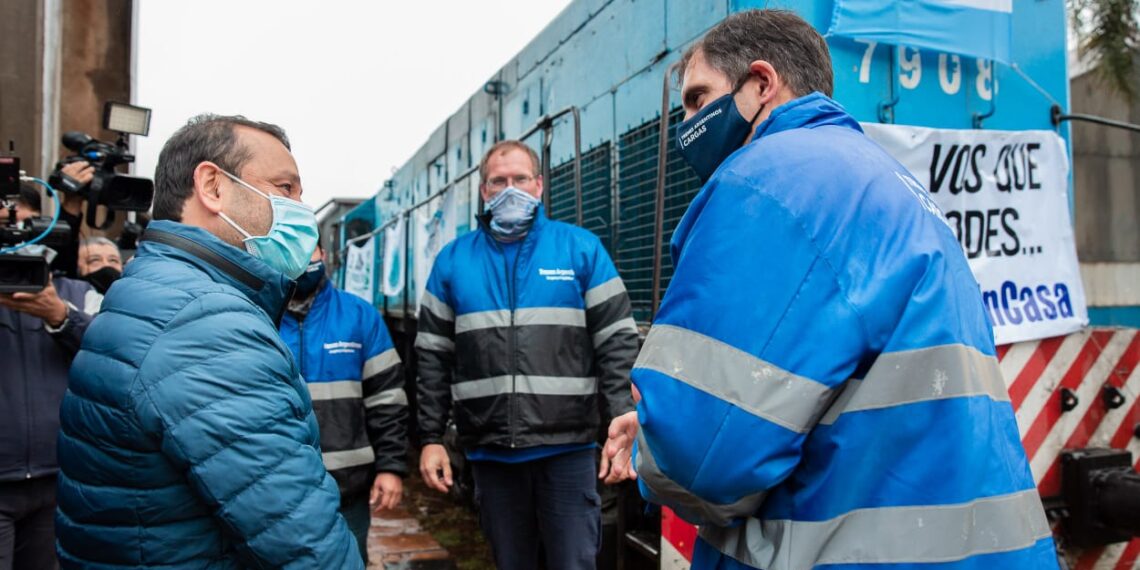 Con la llegada de la primera formación se reactivó el servicio de trenes de carga en Misiones