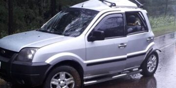 Tres lesionados en despiste sobre la ruta 103