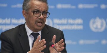 La OMS confirmó nuevo récord de contagios en el mundo: 230.370