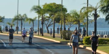 Recuerdan horarios, lugares habilitados y recomendaciones para realizar caminatas recreativas