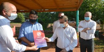 Entregaron títulos de propiedad en San Ignacio