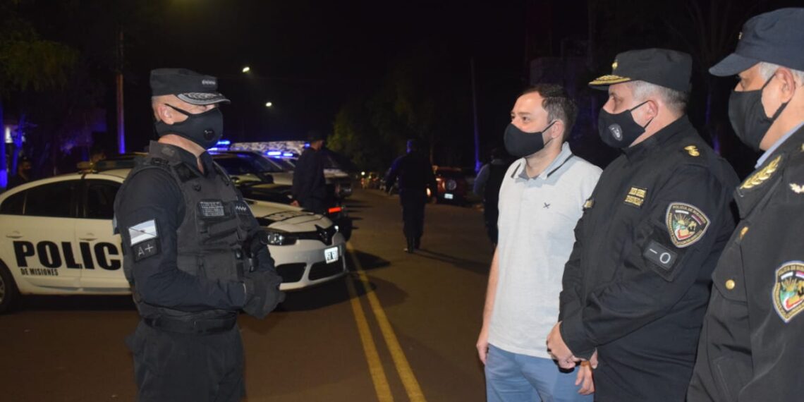75 detenidos y más de 60 motos retenidas en operativos de seguridad
