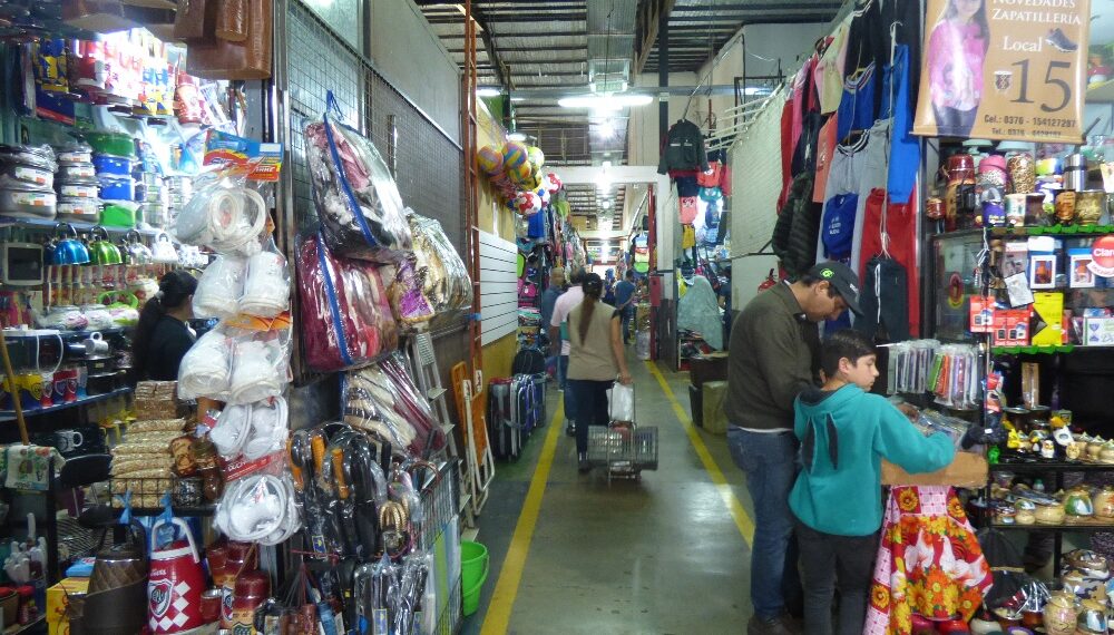 Amplían horarios de atención en el shopping, paseos comerciales y las dos Placitas
