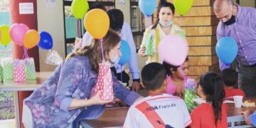 Con presentes y una merienda se inició el Mes del Niño en el Hogar de Día de Oberá