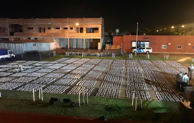 Incautan cargamento de 52.500 atados de cigarrillos cuyo valor supera los $7,5 millones
