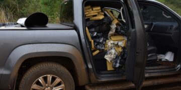 Intentó evadir control de Gendarmería con más de 900 kilos de marihuana