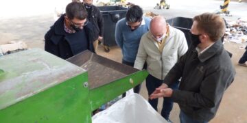 Industriales panaderos se interiorizaron sobre el funcionamiento de la Planta de Separación de Residuos