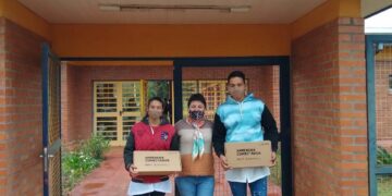 Continúa la entrega de netbooks y tablet a estudientes secundarios