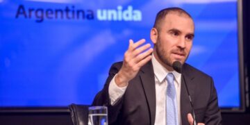 El Gobierno nacional presentó el Presupuesto 2021: prevé una inflación del 29% y crecimiento de 5,5%
