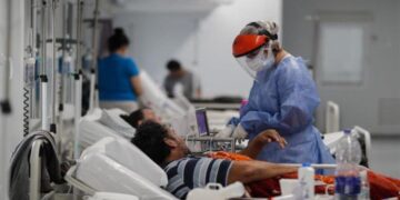 Coronavirus: Argentina tuvo otro récord de contagios en 24 horas con 12.026 casos