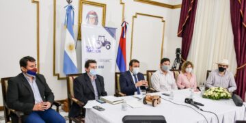 Lanzaron línea de crédito para compra de tractores y maquinarias agrícolas a tasa cero