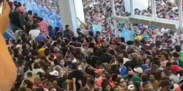 Inauguración y clausura el mismo día: un shopping de Brasil convocó a una multitud de personas, sin distanciamiento