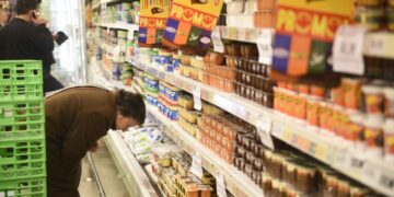 Ventas en supermercados registraron en agosto su peor caída en lo que va del año