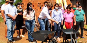 Inician plan de trabajo interinstitucional para mejorar condiciones de familias oleras