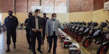 Herrera Ahuad entregó 50 motocicletas a la Policía de Misiones