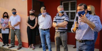 Herrera Ahuad entregó 60 viviendas en Puerto Rico