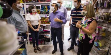 Black Friday en Apóstoles: Herrera Ahuad recorrió varios comercios