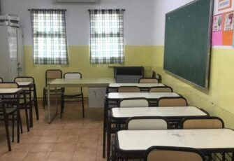 Reabren las escuelas