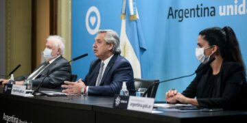 Sólo Bariloche y Puerto Deseado continúan en Aislamiento, el resto del país en Dispo