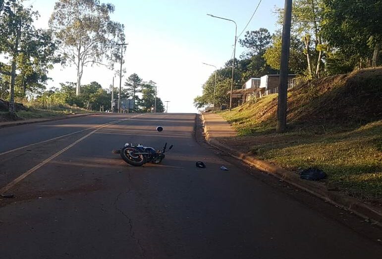 Motociclista falleció tras despistar sobre ruta 3