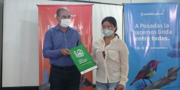 Familias del barrio San Lucas recibieron  títulos de propiedad