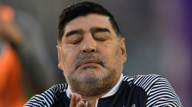 El Gobierno decretó tres días de duelo por la muerte de Maradona