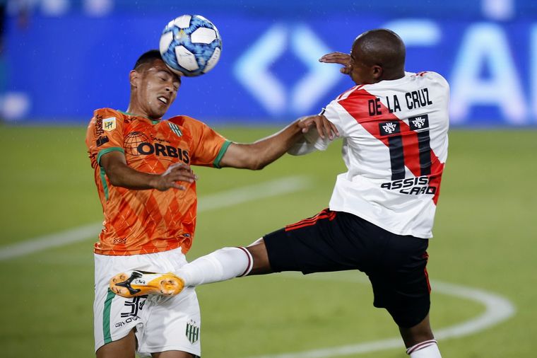 Copa de la Liga Profesional: Banfield venció 3-1 a River