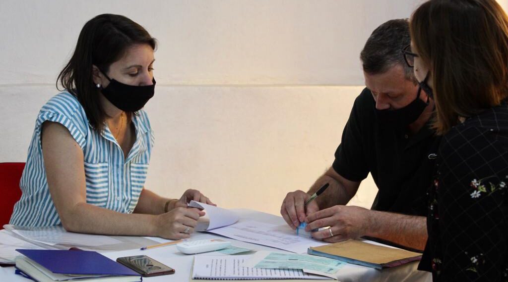 Se entregaron los créditos para la cosecha del té