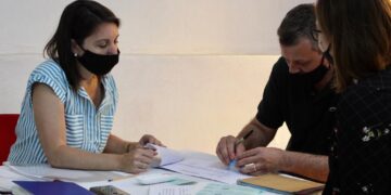 Se entregaron los créditos para la cosecha del té