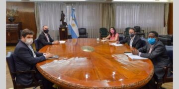 Integrante de la misión del FMI en Argentina dio positivo de coronavirus