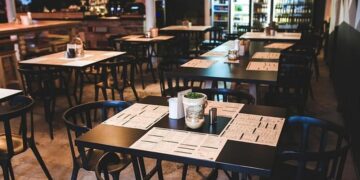 Amplían el horario de atención comercial y del sector gastronómico