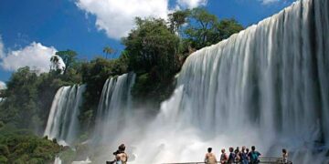 Misiones vuelve a abrir sus puertas al turismo nacional