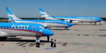 Fusión: Aerolíneas y Austral comienzan desde este martes a funcionar como única compañía