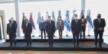 Herrera Ahuad, junto a otros gobernados pusieron en marcha el Consejo Regional del Norte Grande