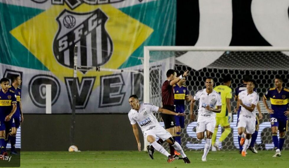 Boca perdió 3 a 0 ante Santos y quedó eliminado en Brasil